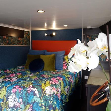 Jasmine Coral Jay Boutique Boatel Ocean Village Gibilterra Camera foto