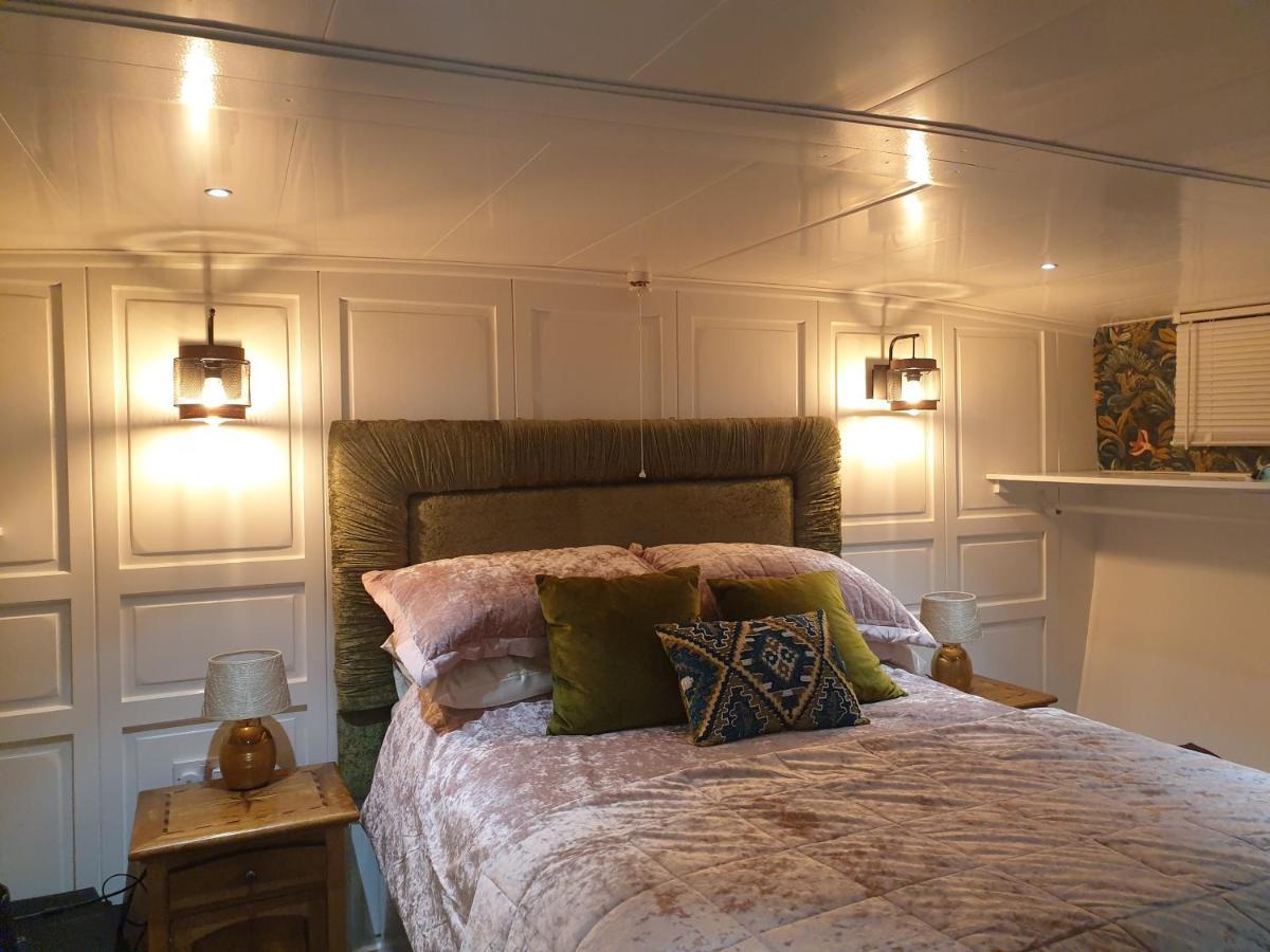 Jasmine Coral Jay Boutique Boatel Ocean Village Gibilterra Esterno foto